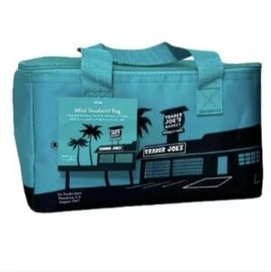 Trader Joe's insulated 1.5 gallon tote